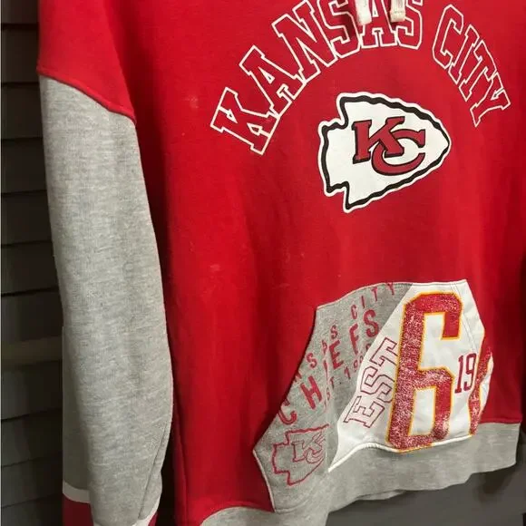 NFL Kansas City Chiefs Football Girls Hoodie Sweatshirt Size Small in Girls - Picture 4 of 7